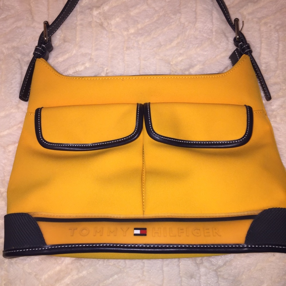 Tommy Hilfiger bag